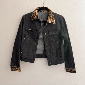 GUESS Black Denim Jean Jacket with Animal Print Trim Size Small Cotton Blend